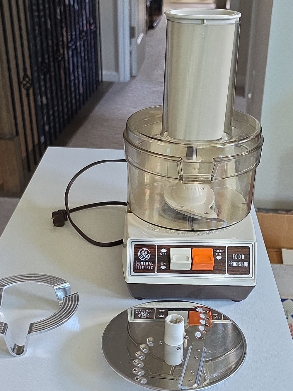 D54FP1 Vintage General Electric Food Processor